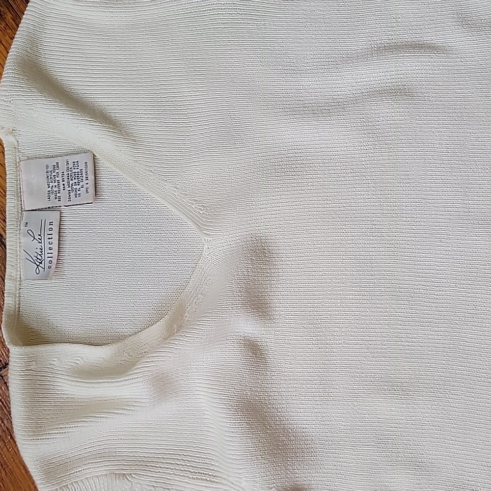 Vtg Cream V-neck Knit - Picture 3 of 3